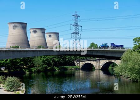 Henrichenburg shiplift, et le vieux pont construit par John Carr, West Yorkshire, England UK Banque D'Images