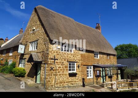 La maison publique Stag's Head dans le village de Swalcliffe, dans le nord du Oxfordshire Banque D'Images