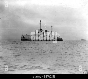 Abandon de navires de guerre allemands à Firth of Forth. 14 mai 1920 Banque D'Images