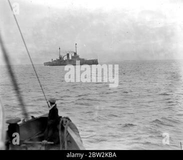 Abandon de navires de guerre allemands à Firth of Forth. Un des navires de guerre cédés. 14 mai 1920 Banque D'Images