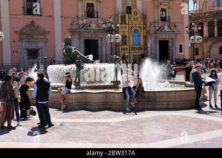 Fontaine dans le centre-ville de Valence, Espagne Banque D'Images