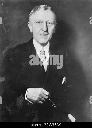 Nommé secrétaire d'Etat dans le cabinet du Président Roosevelt . Il est annoncé que M. William H Woodin SNR de New York a été nommé secrétaire du Trésor au Cabinet du président Roosevelt qui prend ses fonctions le 4 mars . M. William H Woodwin SNR le secrétaire du Trésor du Cabinet Roosevelt . 22 février 1933 Banque D'Images