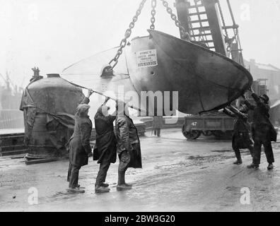 La contribution de Londres au paquebot français SS Normandie . Le propulseur a été construit à Deptford , pesant jusqu'à 23 tonnes . 6 février 1935 Banque D'Images