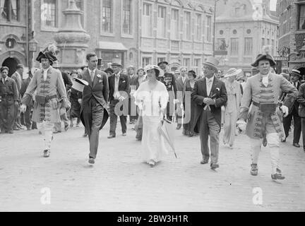 Duke et Duchesse de York à Bruxelles pour la semaine britannique . 1er juillet 1935 Banque D'Images