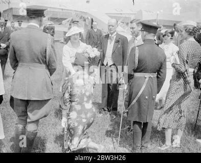 Duke et Duchesse de York volent pour Bruxelles pour la semaine britannique . 1er juillet 1935 Banque D'Images