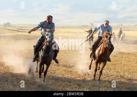Asif, Türkei, Erzurum, Reiterwettspiele (Cirit) à Dorf beim Ort Ilica Banque D'Images