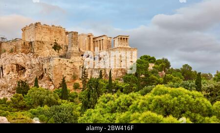 Vue sur l'Acropole d'Athènes, Grèce - paysage grec Banque D'Images
