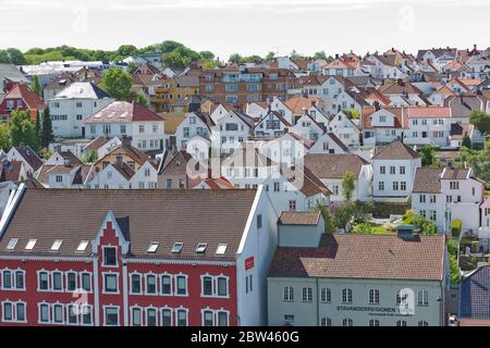 STAVANGER, NORVÈGE - 01 JUIN 2017 : vue aérienne de Stavanger en Norvège. Une des plus belles villes de Scandinavie et la capitale pétrolière du pays Banque D'Images