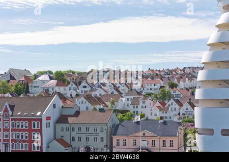 STAVANGER, NORVÈGE - 01 JUIN 2017 : vue aérienne de Stavanger en Norvège. Une des plus belles villes de Scandinavie et la capitale pétrolière du pays Banque D'Images