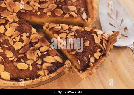 tarte aux amandes fraîchement cuite Banque D'Images