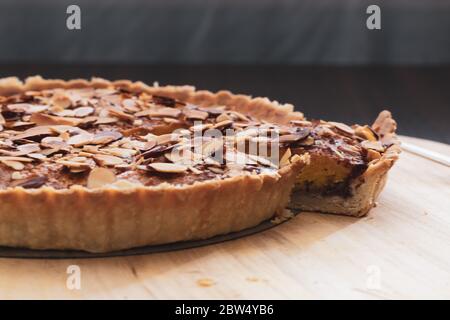 tarte aux amandes fraîchement cuite Banque D'Images