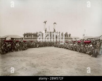 Photographie du XIXe siècle - exercice de démonstration du nouvel an des pompiers japonais Banque D'Images