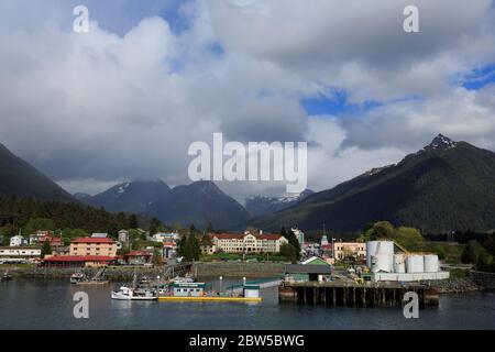 Dépôt de carburant maritime, Sitka, Alaska, États-Unis Banque D'Images