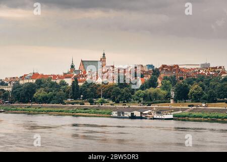 Vue panoramique sur la vieille ville de Varsovie et la Vistule, Pologne Banque D'Images