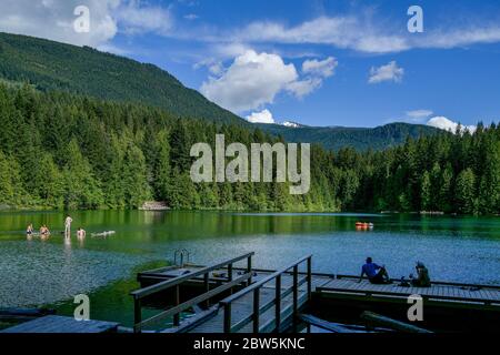 Site récréatif de Cat Lake, près de Squamish, Colombie-Britannique, Canada Banque D'Images