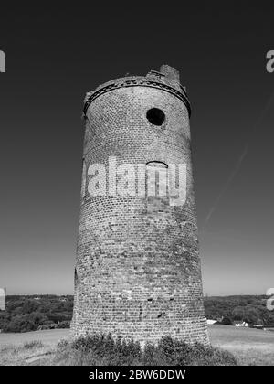 Black and White Landscape, Wilder's Folly, Tilehurst, Reading, Berkshire, Angleterre, Royaume-Uni, GB. Banque D'Images