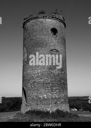 Black and White Landscape, Wilder's Folly, Tilehurst, Reading, Berkshire, Angleterre, Royaume-Uni, GB. Banque D'Images