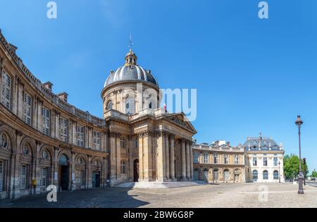 Façade de l'Institut de France - Paris, France Banque D'Images