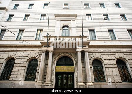 Milan. Italie - 20 mai 2019 : façade de la Chambre de commerce de Milan. Banque D'Images