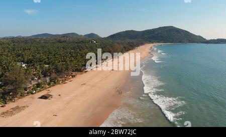 Vue aérienne sur la plage d'agonda. Goa. Inde. Banque D'Images