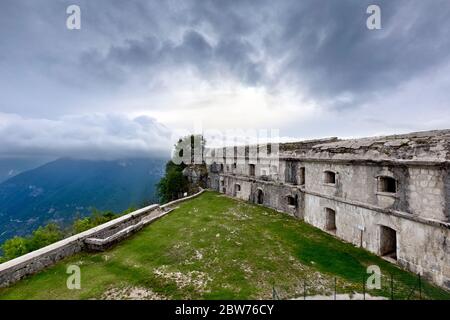 Le musée militaire et historique fort Punta Corbin à Treschè Conca. ROANA, province de Vicenza, Italie. Banque D'Images