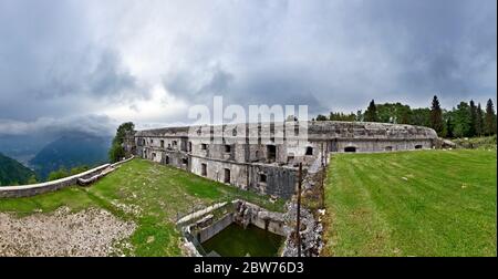 Le musée militaire et historique fort Punta Corbin à Treschè Conca. ROANA, province de Vicenza, Italie. Banque D'Images