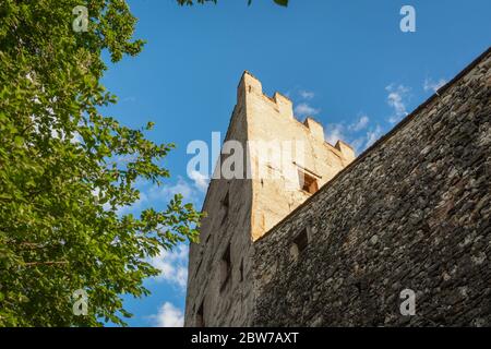 Château de Monreale à San Michele all'adige, Vallée de l'Adige - Nord de l'Italie - Château médiéval de Konigsberg Banque D'Images