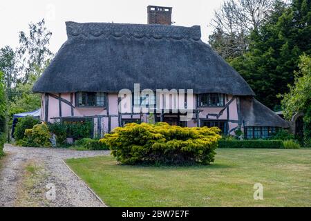 Chalet historique avec toit de chaume, Copford, Essex, Royaume-Uni Banque D'Images