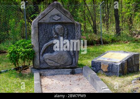 LE MORNE/MAURICE - 23 AOÛT 2018 : statue de la porte de la liberté dédiée aux esclaves du musée Slave route Monument établi au sud de l'île Maurice Banque D'Images