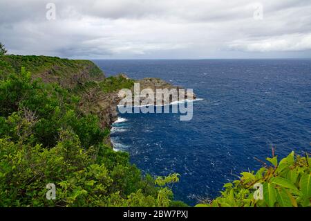 La Pointe de la Grande-Vigie est située au nord de Grande-Terre en Guadeloupe, Antilles françaises, Caraïbes. Les hautes falaises de 80 mètres, la créatine Banque D'Images