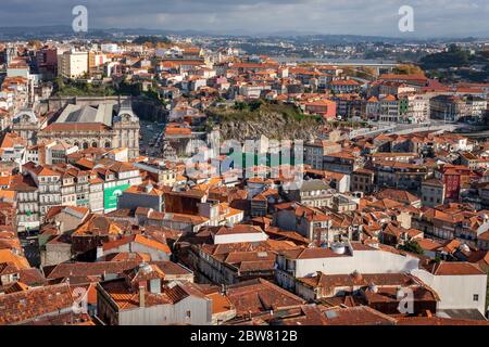 Vue depuis la Tour Clérigos, Porto, Portugal Banque D'Images