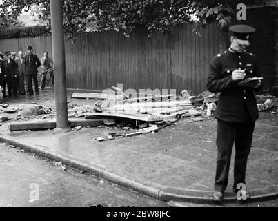 Chariot bus crash , Plumstead . 4 août 1937 Banque D'Images