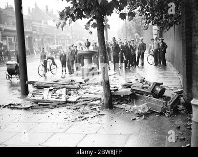 Chariot bus crash , Plumstead . 4 août 1937 Banque D'Images