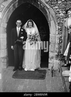 Le mariage de M. R Brown et de Mlle Myra Fox . 18 juin 1938 Banque D'Images