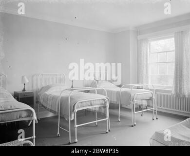 Maison de maternité Riseley à Horton Kirby . L'intérieur des quartiers . 1938 Banque D'Images