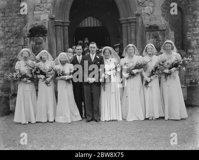 Le mariage de M. A V Hatley et de Mlle R L True . La fête de mariage . 1939 Banque D'Images