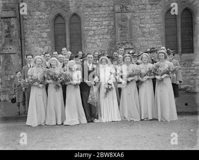 Le mariage de M. A V Hatley et de Mlle R L True . La fête de mariage . 1939 Banque D'Images