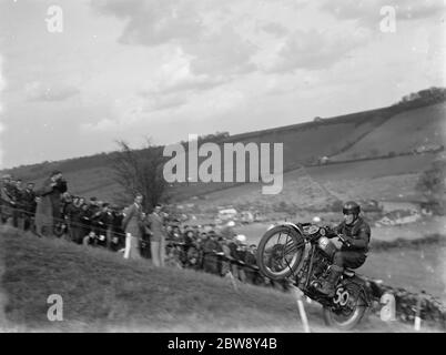 Ascension de la colline américaine ( Motorcycle Club Sidcup ) , Farningham . 1937 Banque D'Images