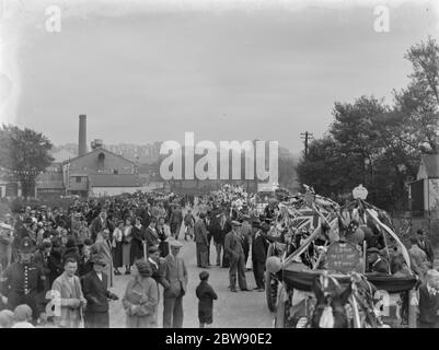 Festivités du couronnement au Cray de St Paul . 15 mai 1937 Banque D'Images