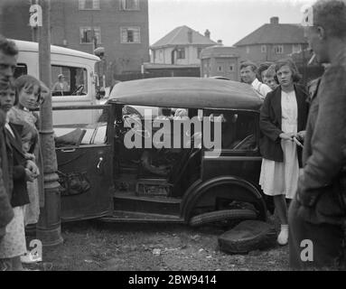 Un accident à Blackfen , Londres . 1938 Banque D'Images