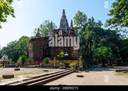 CHIANG MAI THAÏLANDE-11 JANVIER 2020:Temple Wat Chet Yot,ฺB.E. 1998 Roi Bhumibol Adulyadej le 9ème Roi de la dynastie Mangrai construit de décoration laterite Banque D'Images