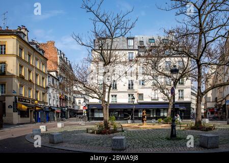 Quartier Mouffetard à Paris pendant la période Covid-19 Banque D'Images