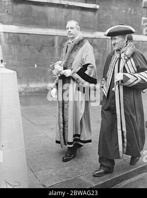 Élection du nouveau Lord Mayor de Londres . Au service de l'église de la juive du Saint-Laurent , Londres , le Lord Mayor Elect , Sir Frank Bowater dans la procession . 29 septembre 1938 Banque D'Images