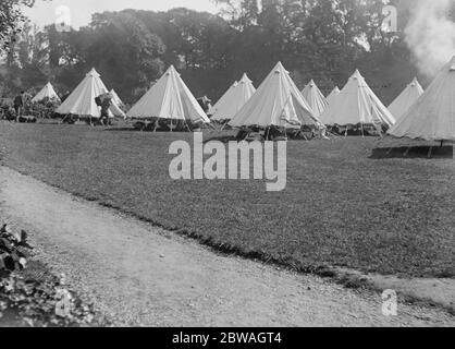 L'armée de Kitchener a campé dans le parc de la colline de Golder , Londres . 1914 - 1918 Banque D'Images