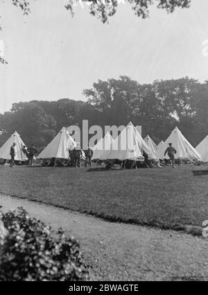 L'armée de Kitchener a campé dans le parc de la colline de Golder , Londres . 1914 - 1918 Banque D'Images