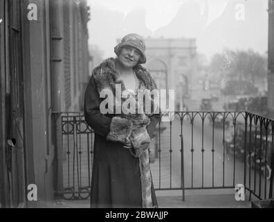 Mlle Margaret ( Peggie ) Sheridan , la Prima Donna irlandaise , ( 10 Great Cumberland place , W ) . Margaret Burke Sheridan 21 mai 1926 Banque D'Images