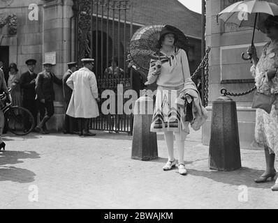 Eton contre Harrow chez Lords . Mme Frederick Isitt 12 juillet 1929 Banque D'Images