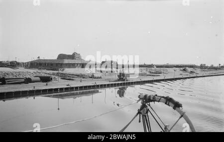 Canal de Suez . L'armée a été ratée à El Kantara Al Qantarah El Sharqiyya - ville égyptienne à l'est du canal de Suez Banque D'Images