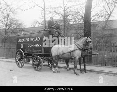 Pris pour la société de pain aéré . 31 mars 1920 Banque D'Images