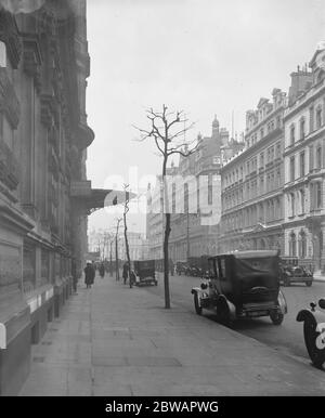 Prise pour M. Eric Fraser Northumberland Avenue le 17 avril 1926 Banque D'Images